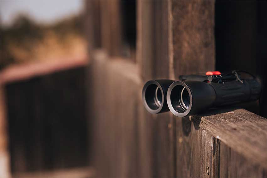 Best-Hunting-Binoculars-Under-$1000